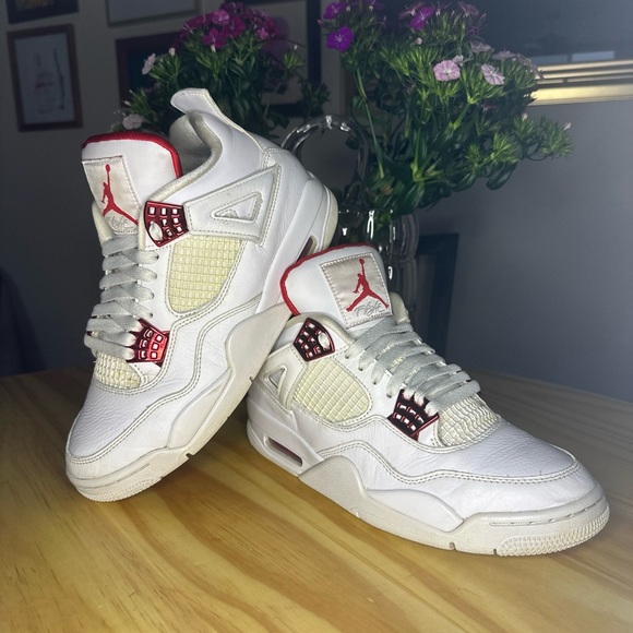 4 retro metallic red